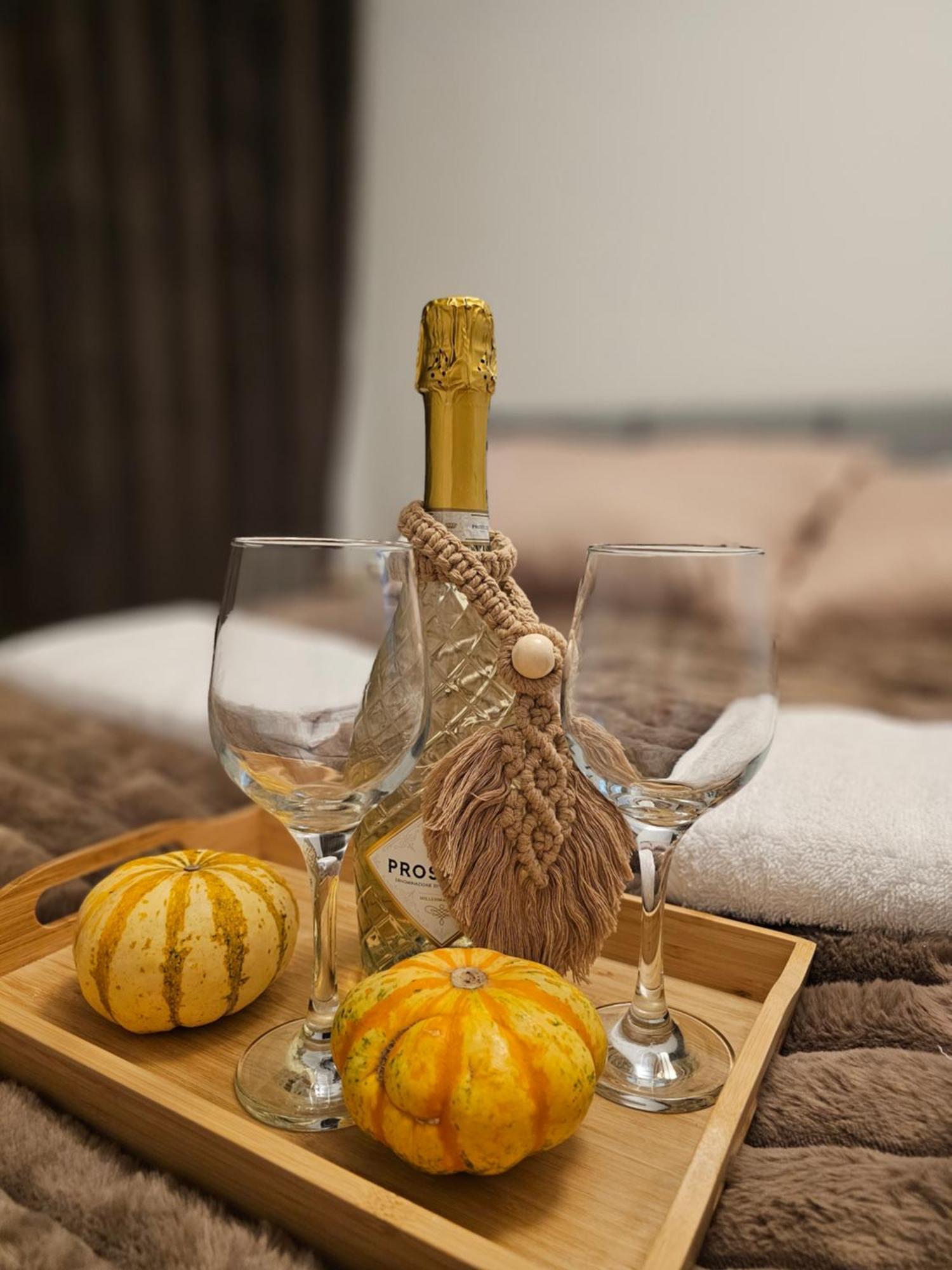 Cozy Residence Orawska 5 Krakow Bagian luar foto